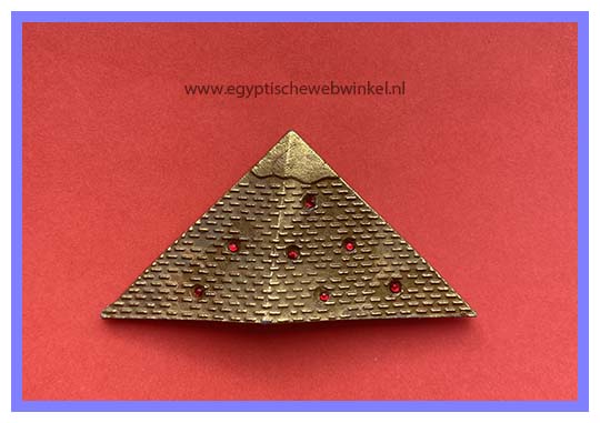 Decorative magnet pyramid G