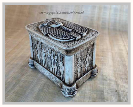 Tutankhamun stone jewelry box